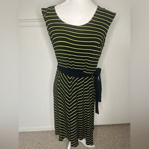 Ann Taylor Black and Yellow A-Line Midi Dress size L